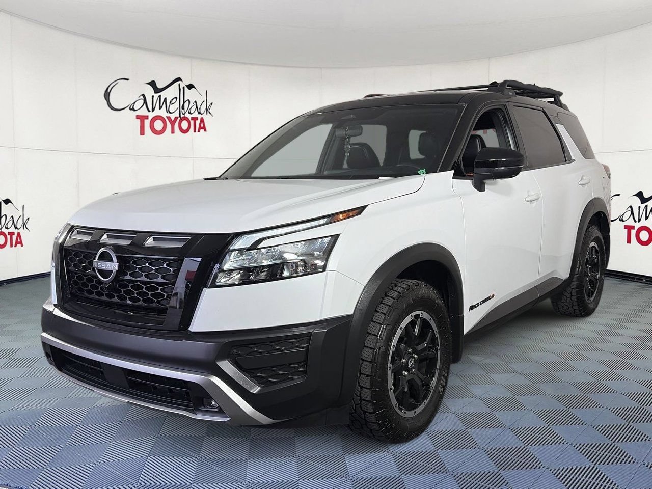 Used 2025 Nissan Pathfinder Rock Creek AWD/4WD image 4