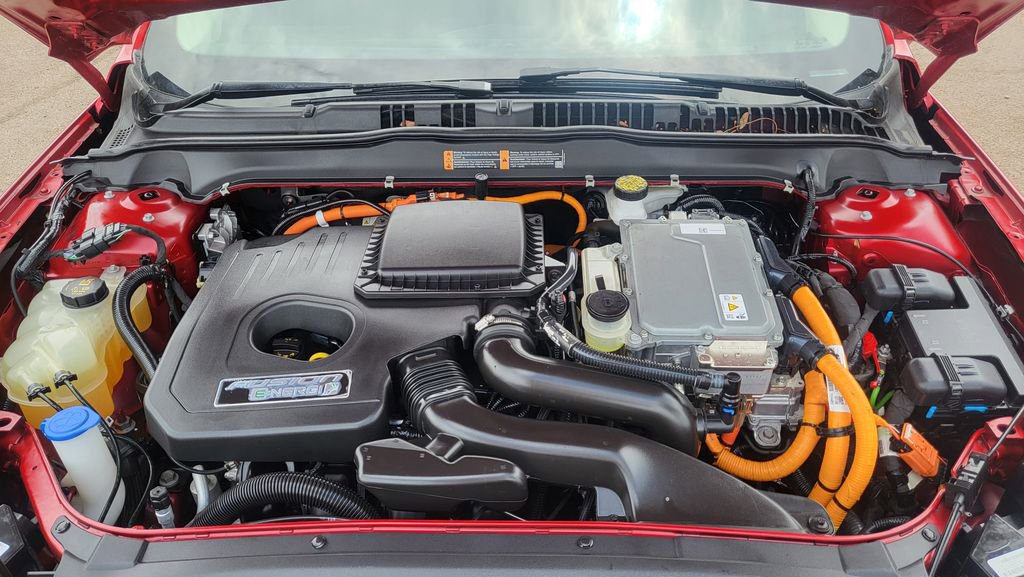 Used 2020 Ford Fusion Energi Titanium FWD image 41
