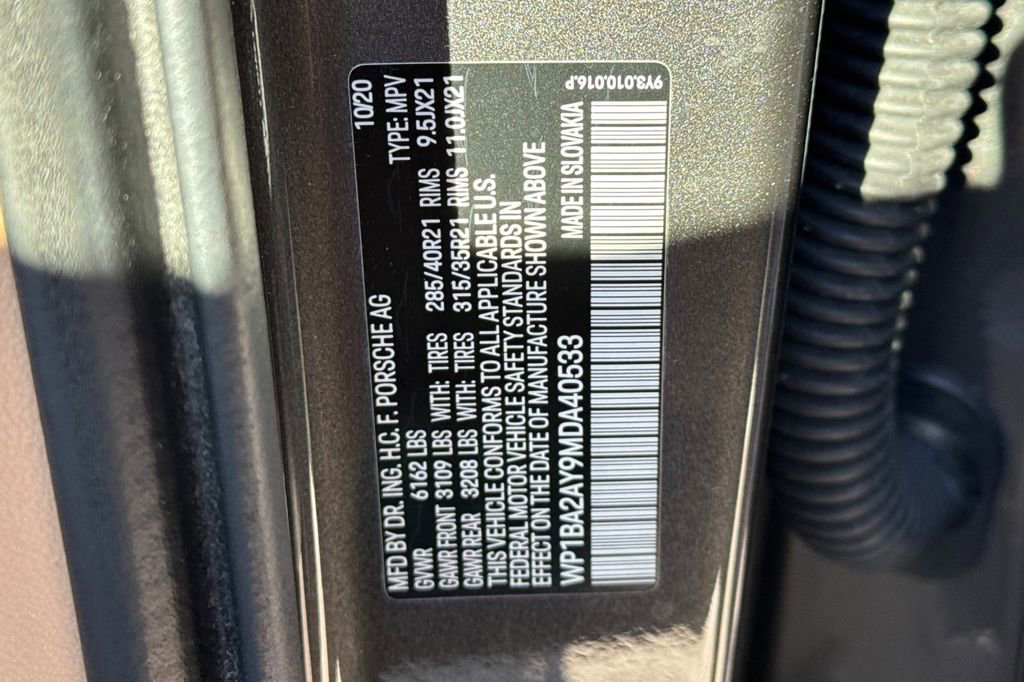 Used 2021 Porsche Cayenne Coupe image 37