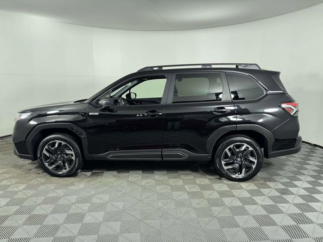 Certified 2025 Subaru Forester Limited image 11