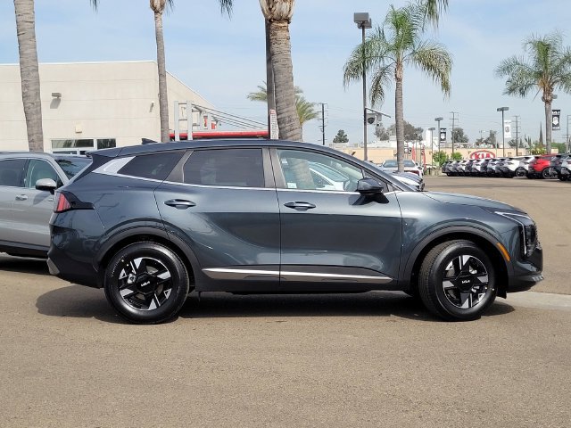 New 2026 Kia Sportage LX FWD image 4