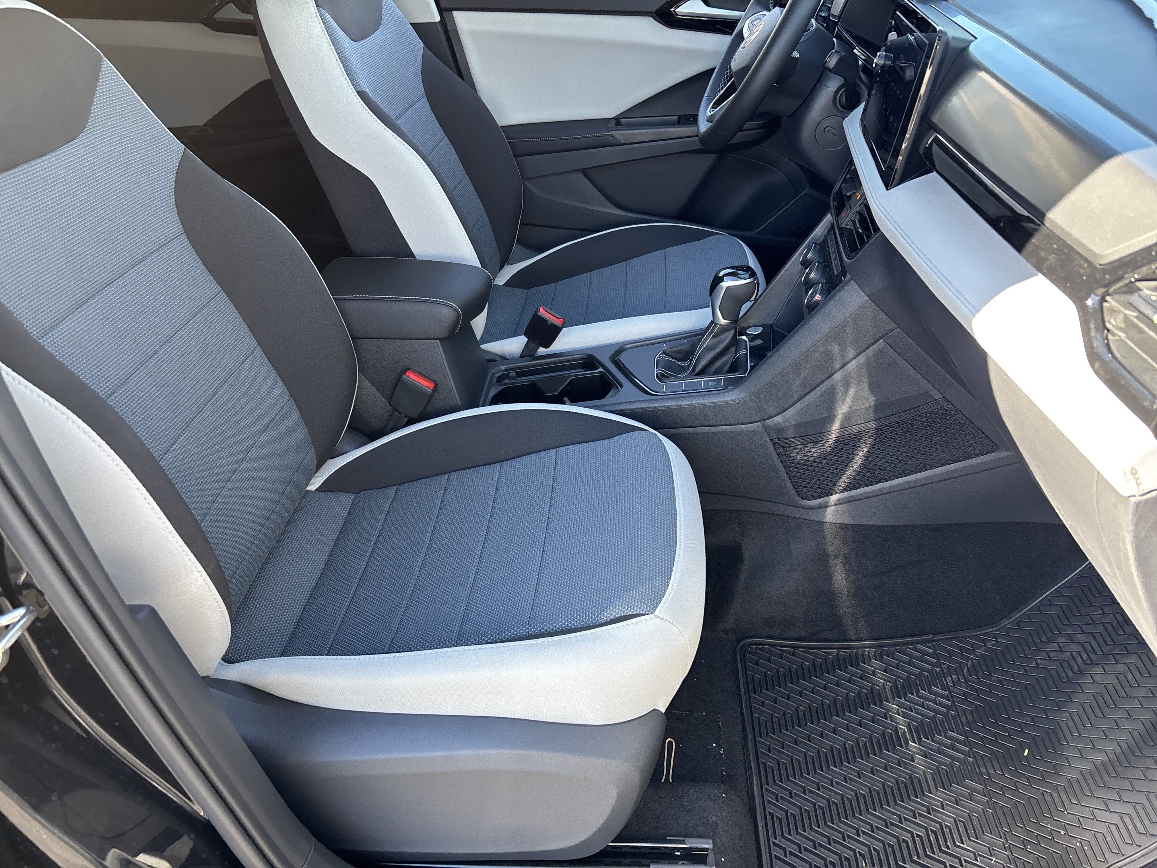 New 2026 Volkswagen Taos S FWD image 8