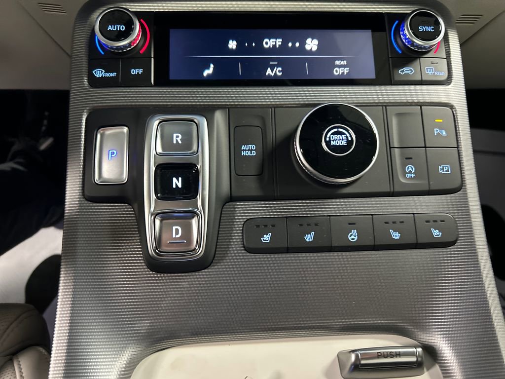 Used 2025 Hyundai Palisade Calligraphy image 18