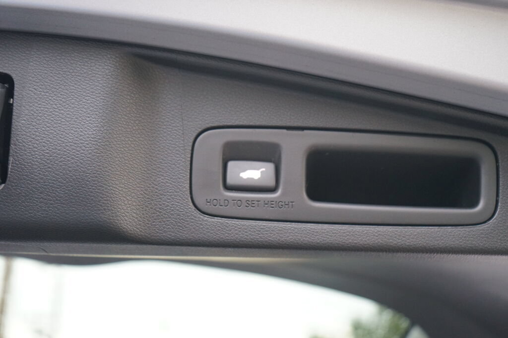 Used 2021 Honda CR-V EX-L image 11