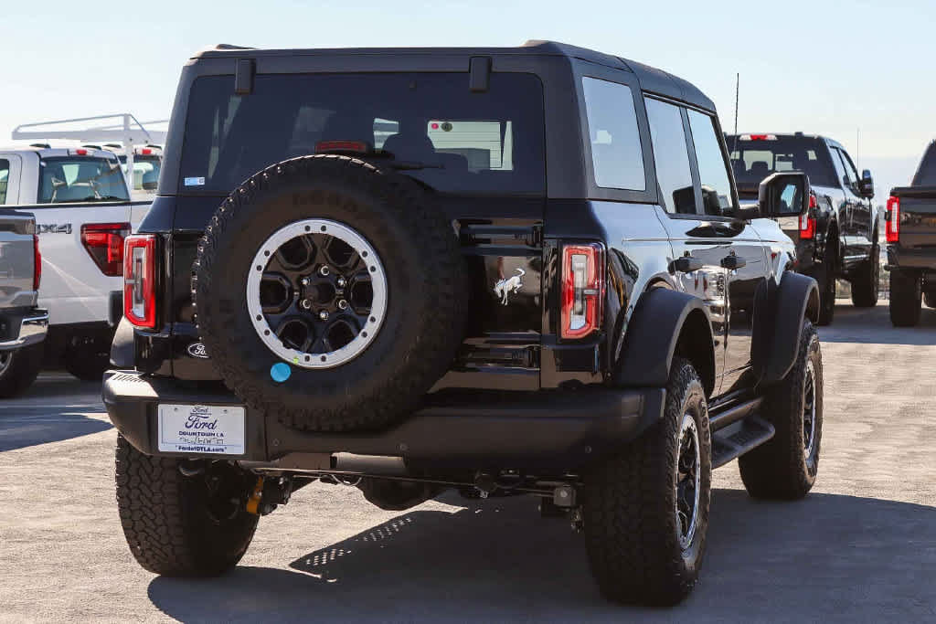 New 2026 Ford Bronco Badlands w/ Sasquatch Package