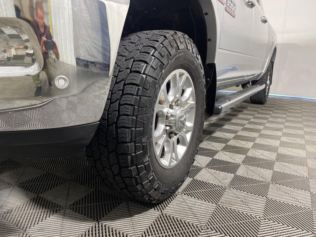 Used 2016 RAM 3500 Laramie image 33