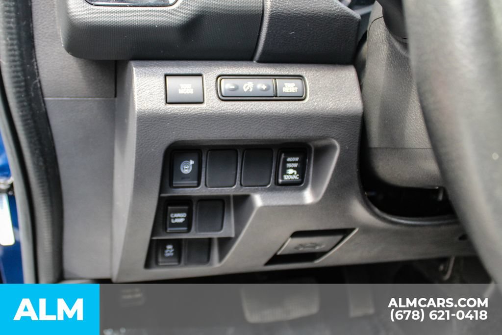 Used 2023 Nissan Frontier Pro-X w/ Pro Convenience Package RWD image 29