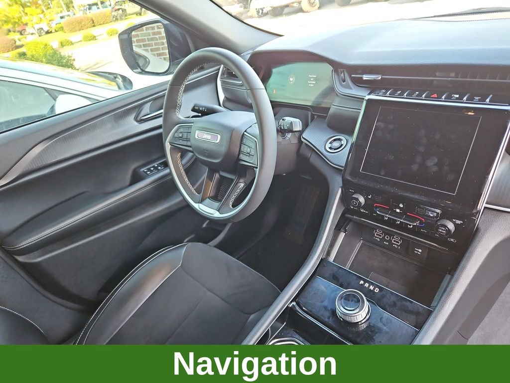 Used 2023 Jeep Grand Cherokee L Laredo AWD/4WD image 10