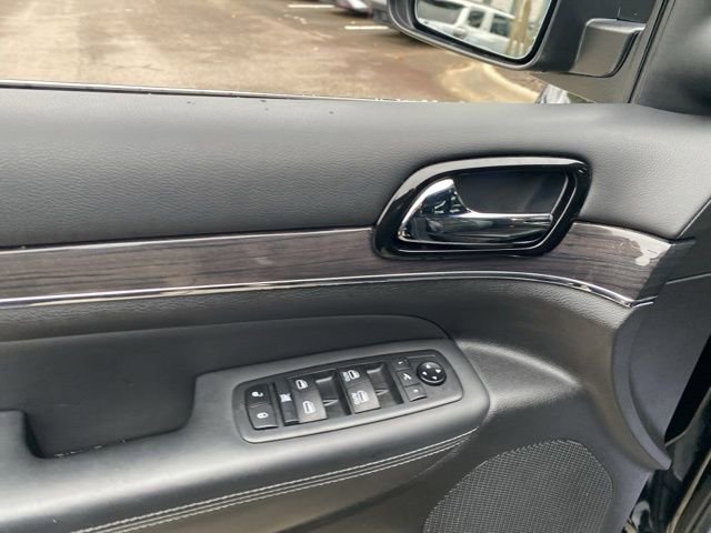 Used 2020 Jeep Grand Cherokee Overland image 22