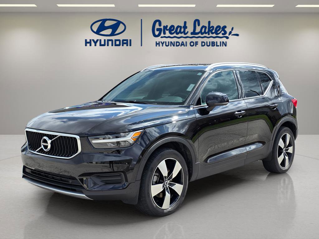 Used 2020 Volvo XC40 T5 Momentum