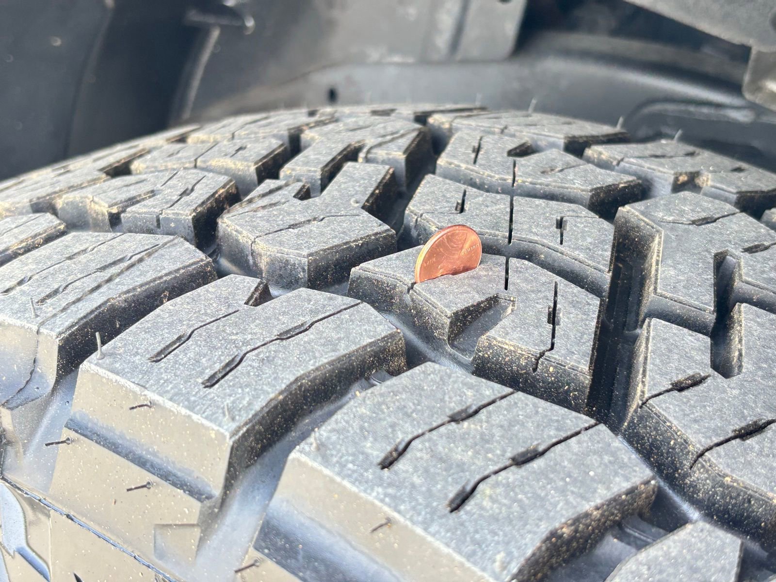 Used 2019 Nissan Titan S AWD/4WD image 10