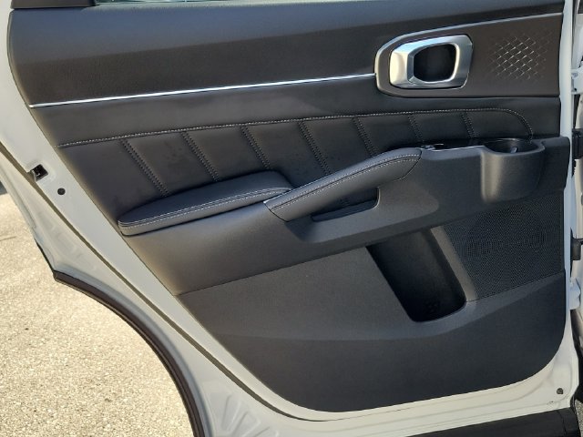 Certified 2023 Kia Sorento SX FWD image 13
