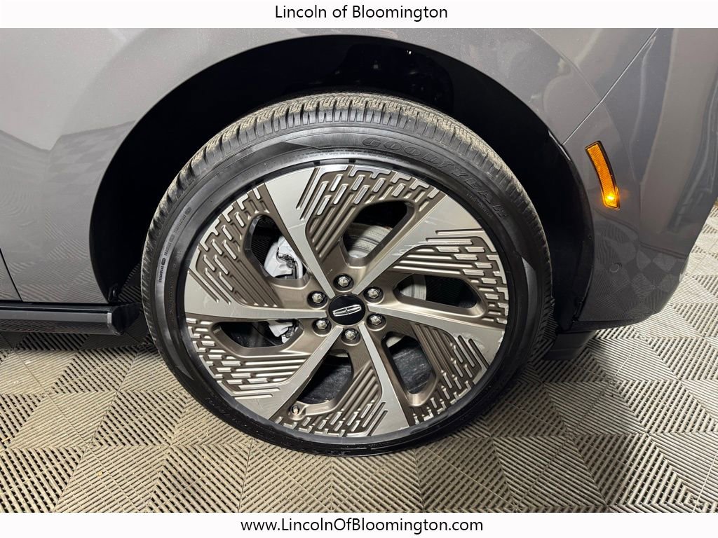 Certified 2025 Lincoln Navigator L Black Label w/ Black Label Special Edition AWD/4WD image 14