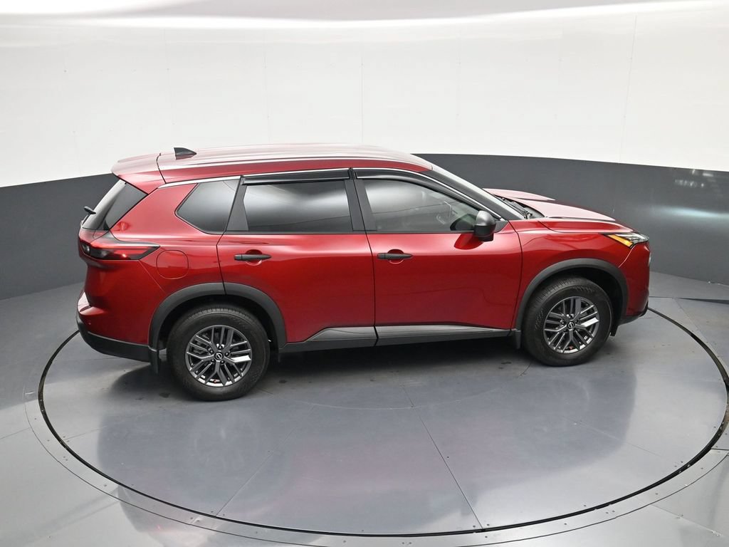 Used 2025 Nissan Rogue S FWD image 34