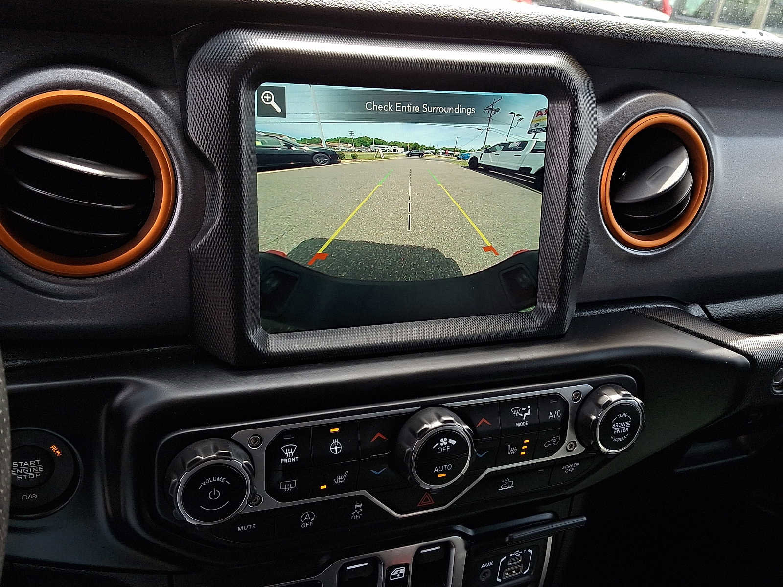 Used 2021 Jeep Gladiator Mojave AWD/4WD image 19