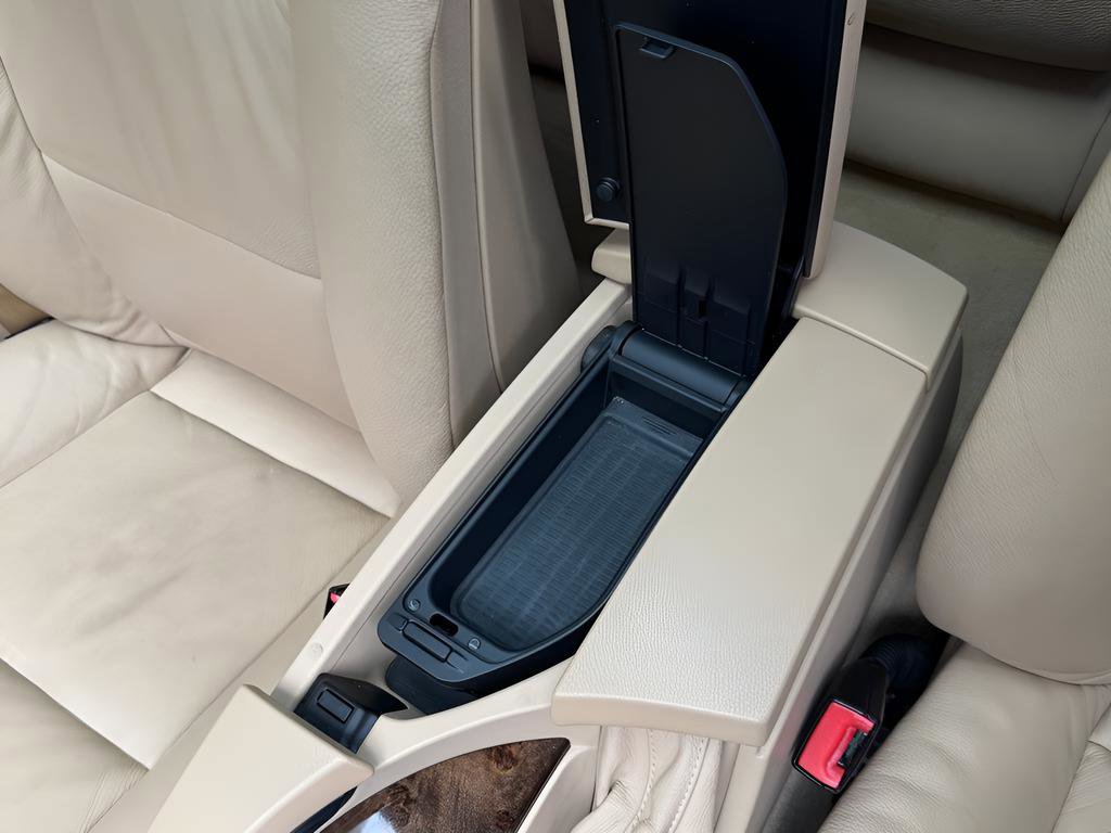 Used 2005 BMW 545i Sedan image 48