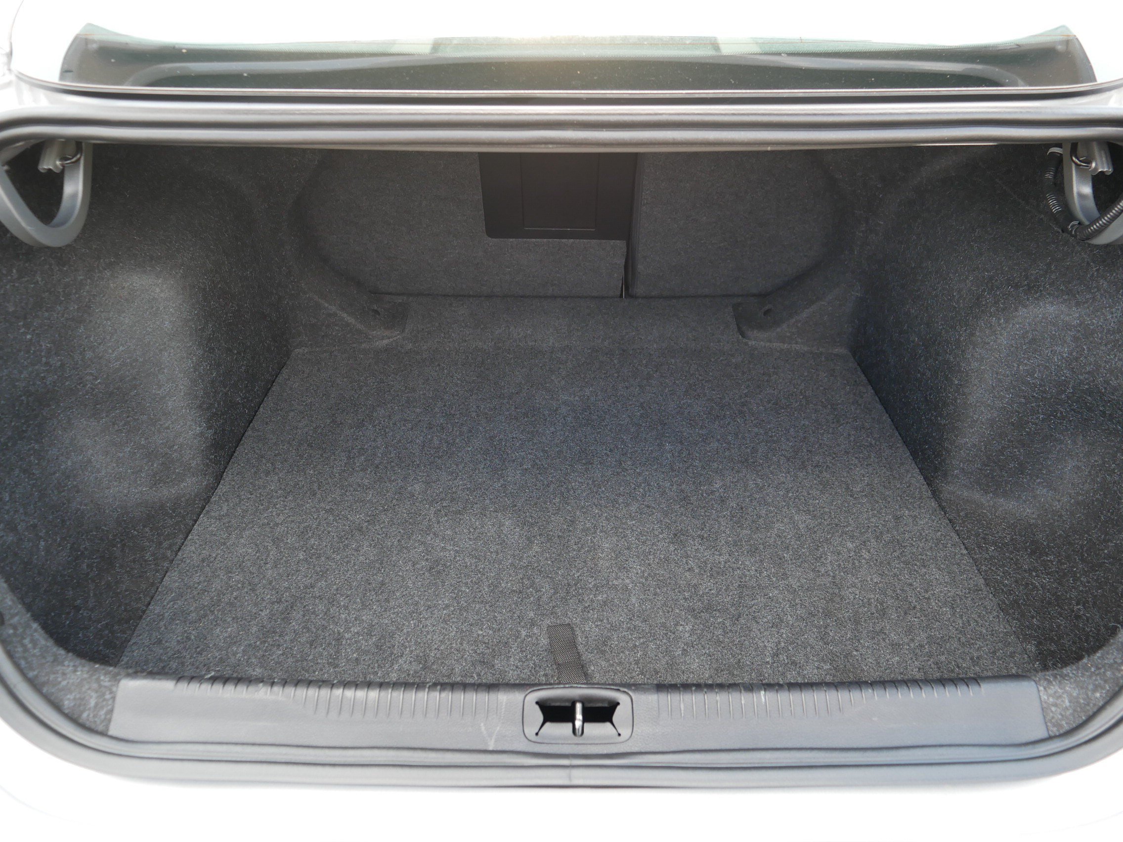 Used 2016 Chrysler 200 Limited w/ Convenience Group FWD image 18