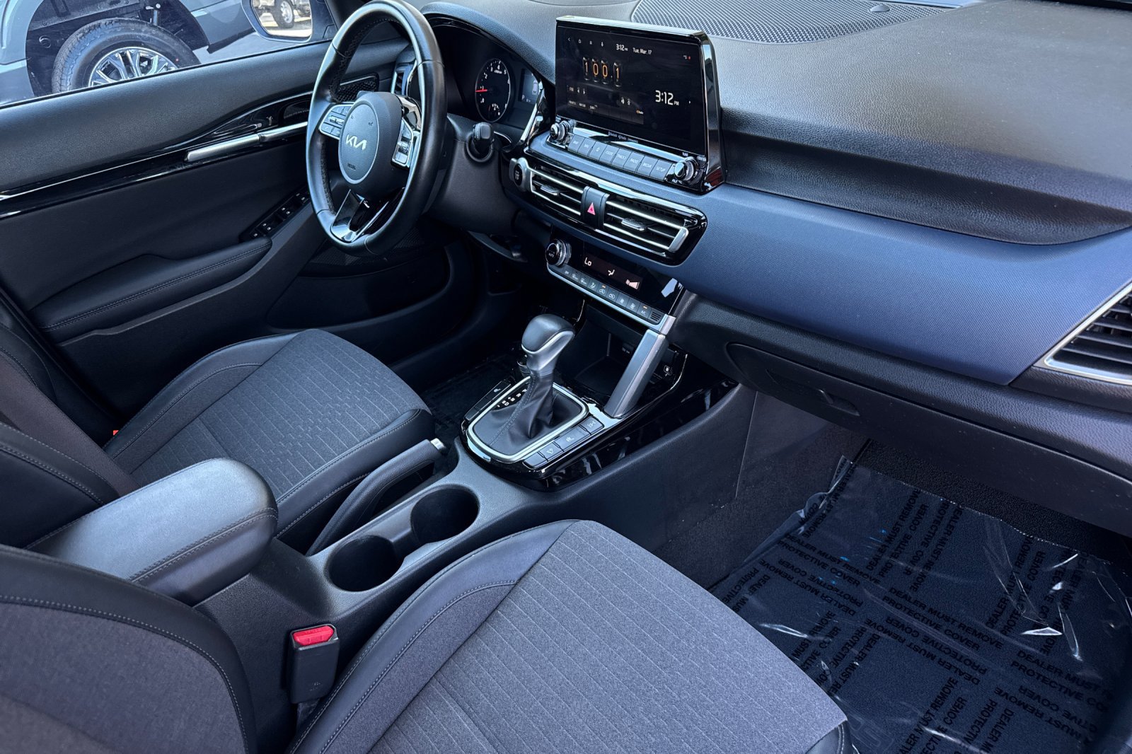 Used 2022 Kia Seltos Nightfall Edition AWD/4WD image 18