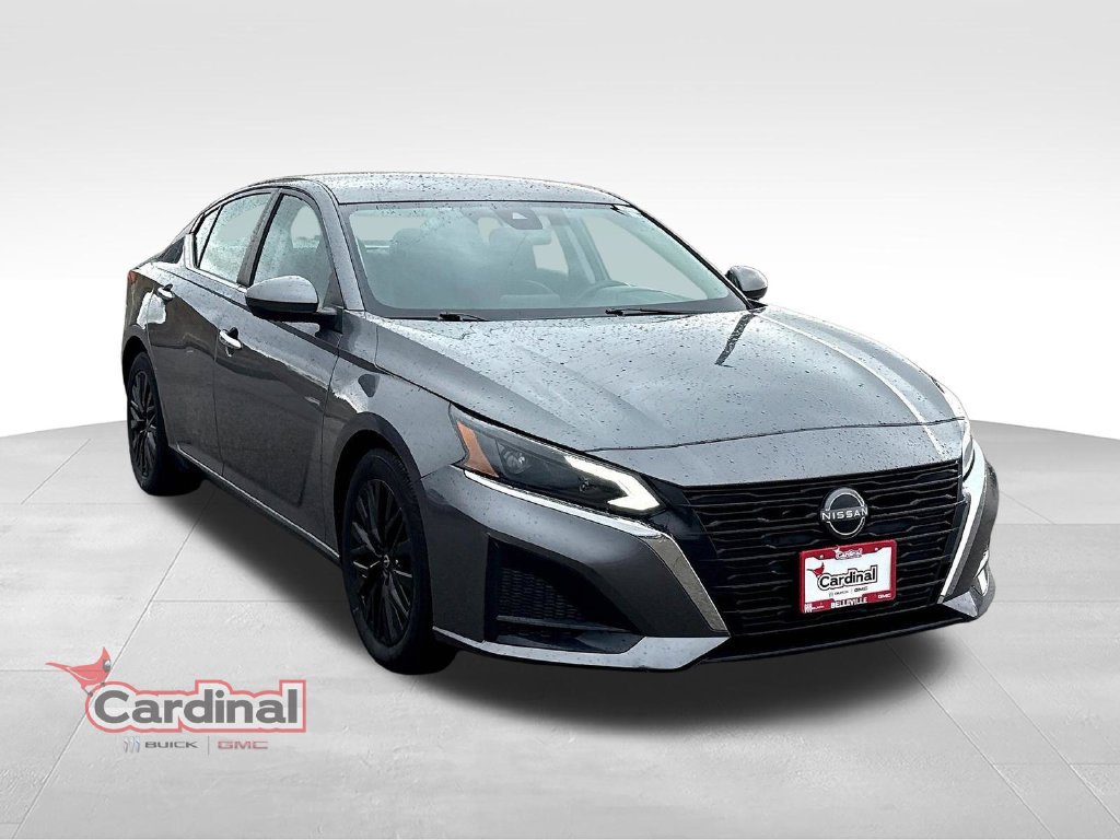 Used 2023 Nissan Altima 2.5 SV FWD image 1