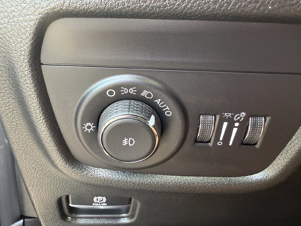 New 2026 Jeep Grand Cherokee Limited AWD/4WD image 18