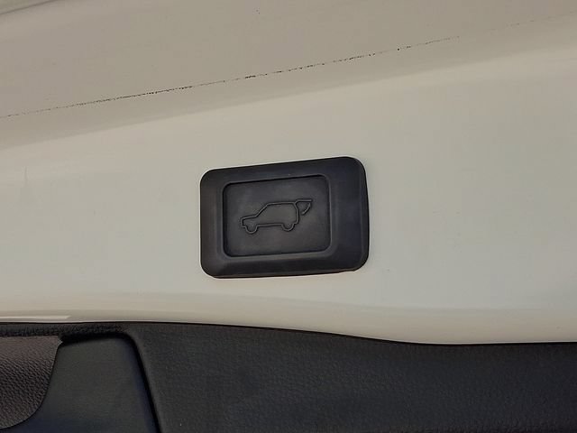 Used 2022 Toyota RAV4 XSE AWD/4WD image 33