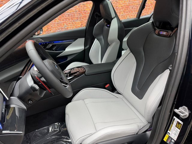 Used 2026 BMW M5 image 23