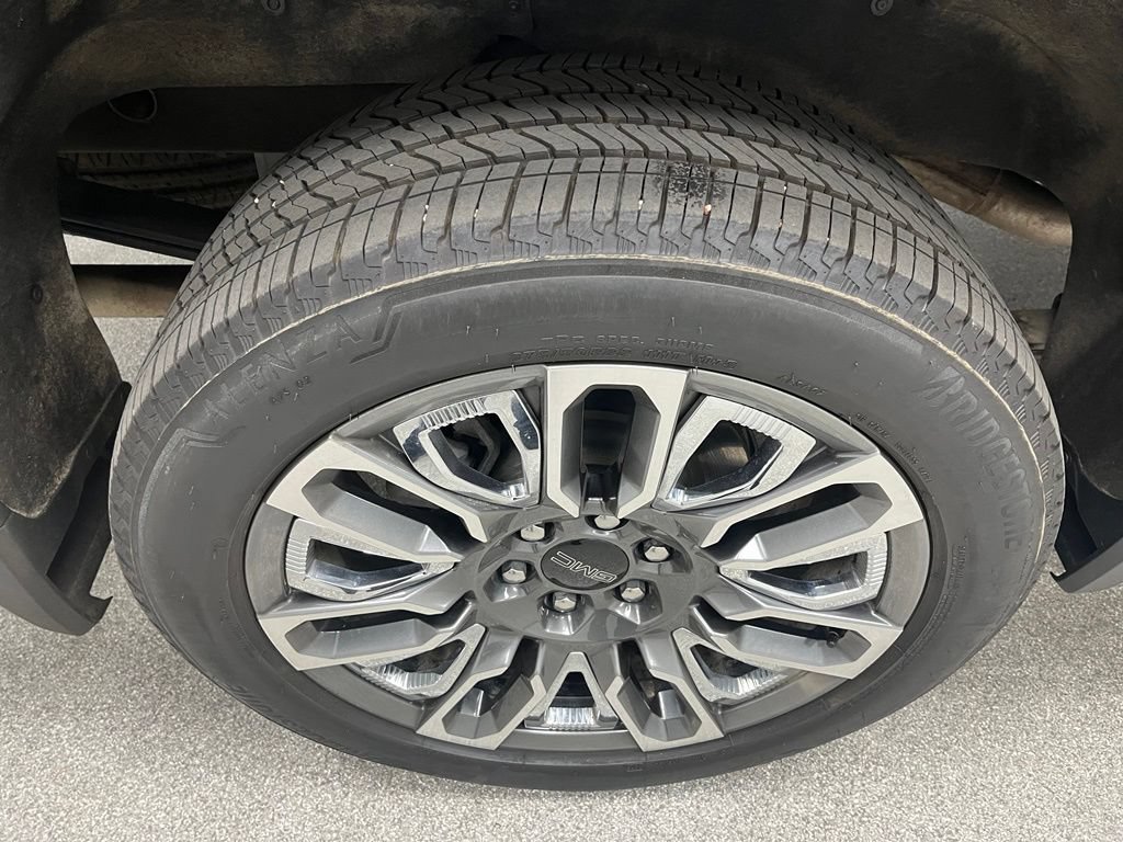Used 2026 GMC Sierra 1500 Denali Ultimate AWD/4WD image 17