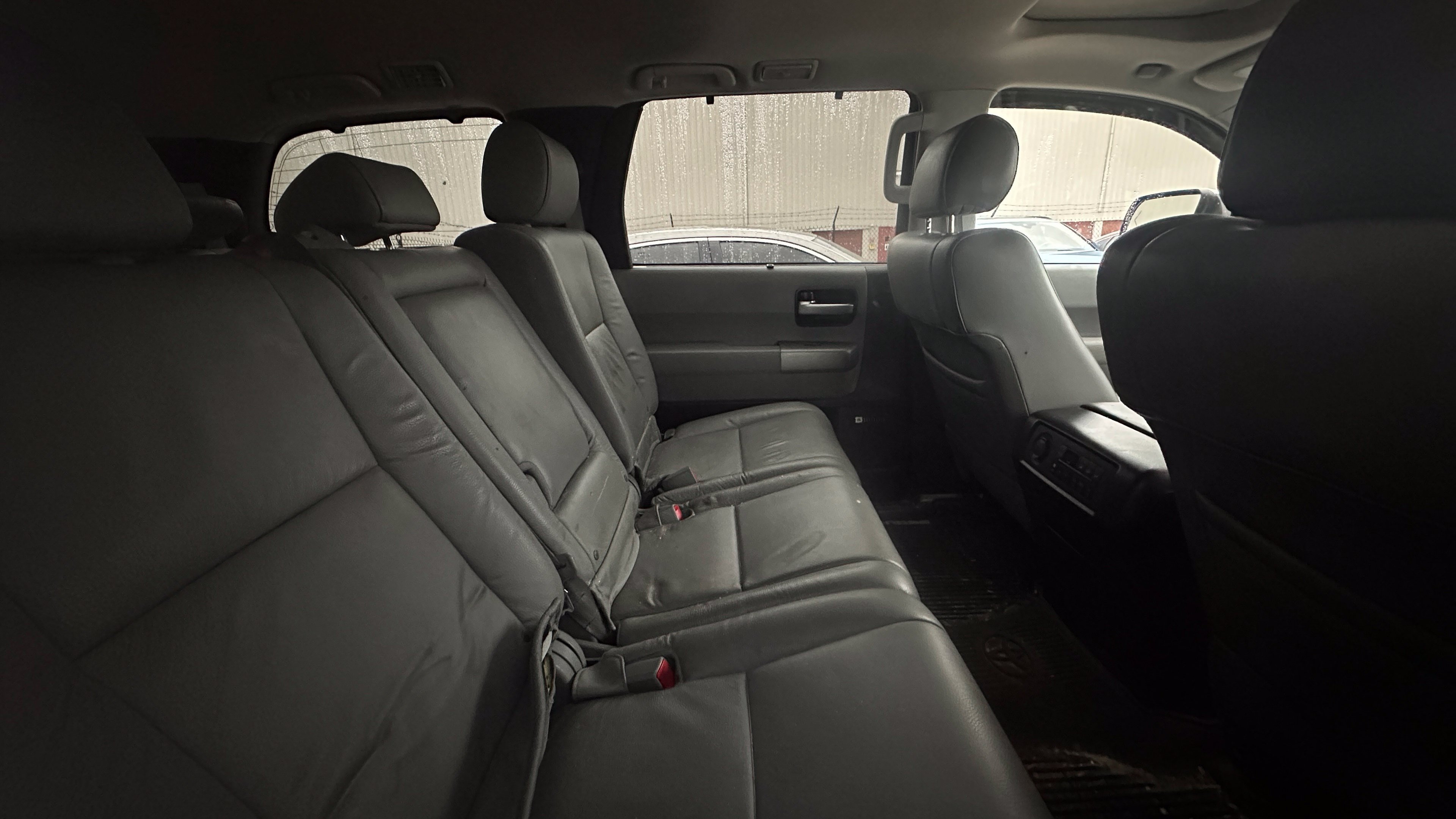 Used 2017 Toyota Sequoia Limited w/ Safety & Convenience Package AWD/4WD image 10