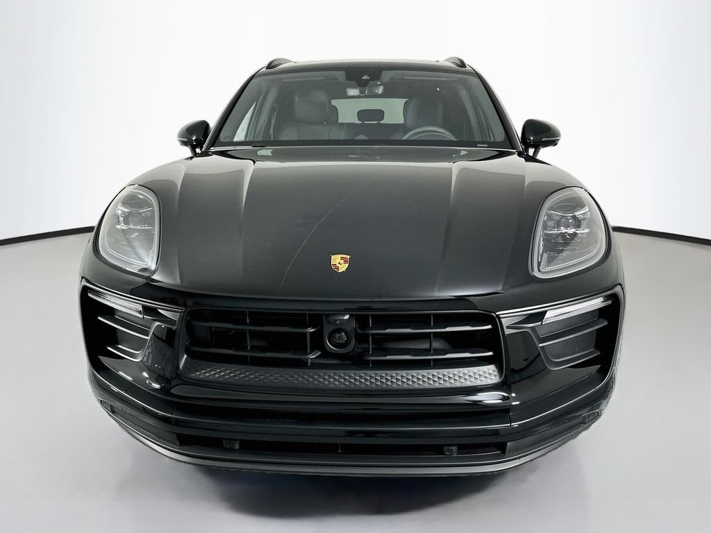 New 2026 Porsche Macan AWD/4WD image 6