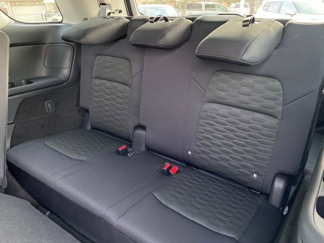 New 2025 Nissan Pathfinder SV image 12