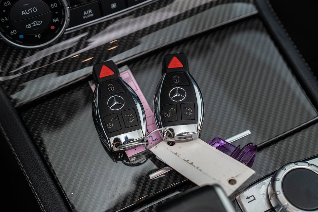 Used 2017 Mercedes-Benz SL 63 AMG image 31