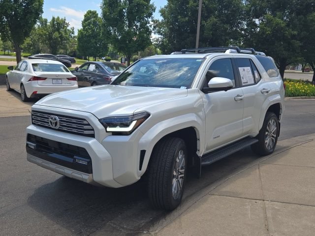 Used 2025 Toyota 4Runner Limited AWD/4WD image 7