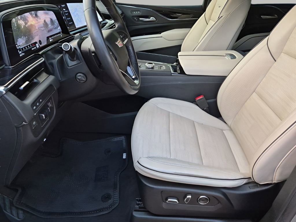 Used 2023 Cadillac Escalade Sport w/ Touring Package image 31