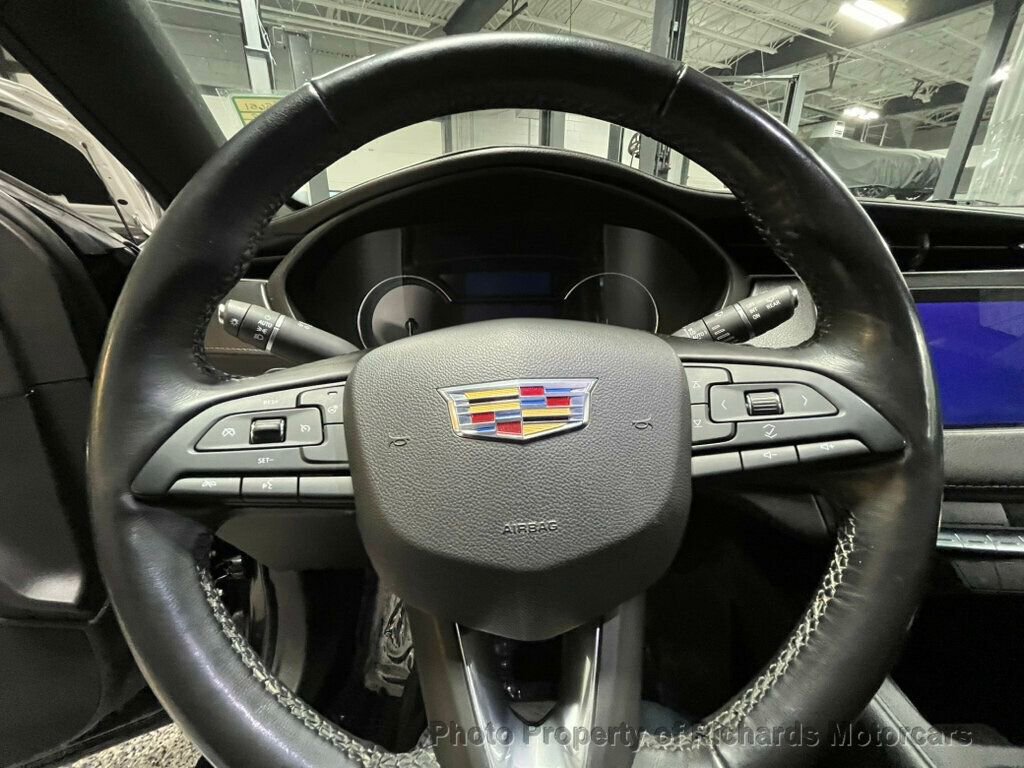 Used 2019 Cadillac XT4 Premium Luxury AWD/4WD image 19