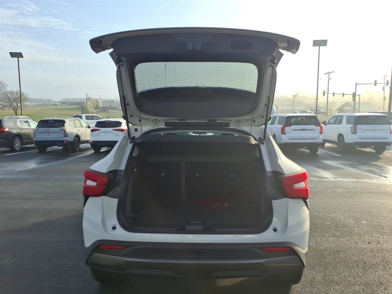 New 2026 Chevrolet Trax ACTIV w/ Driver Confidence Package image 6