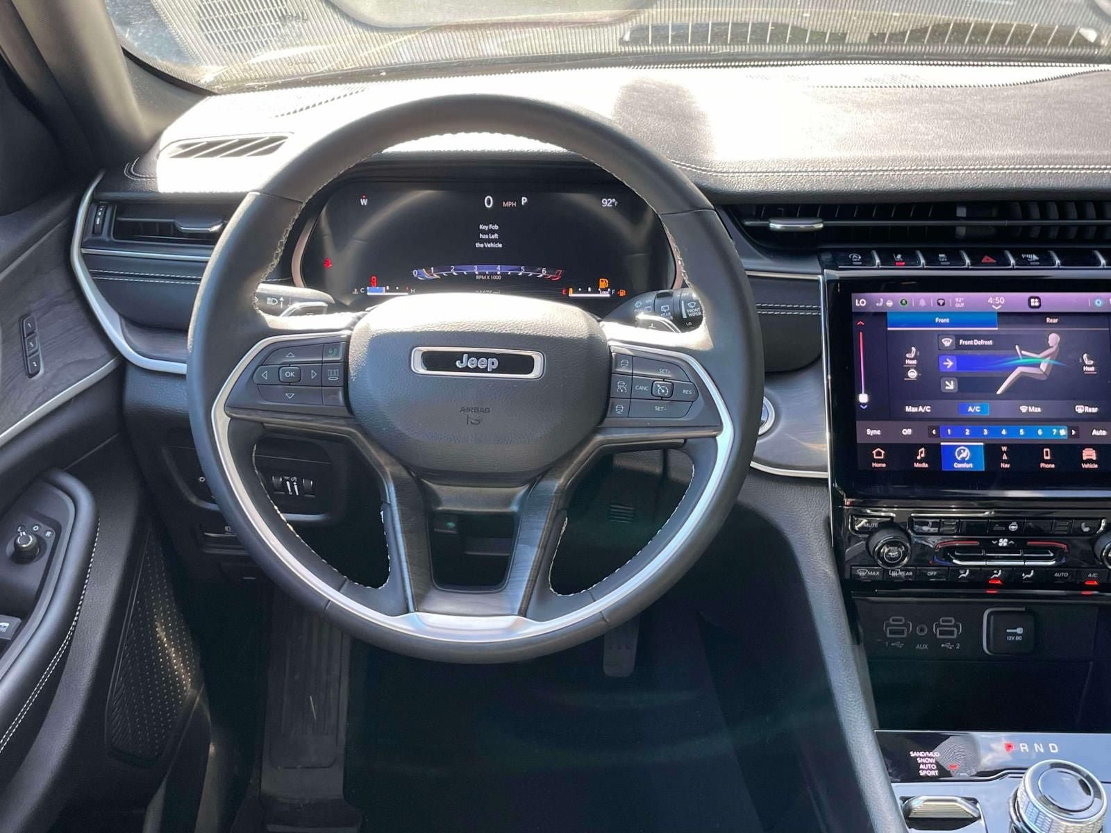 Used 2024 Jeep Grand Cherokee L Limited AWD/4WD image 15