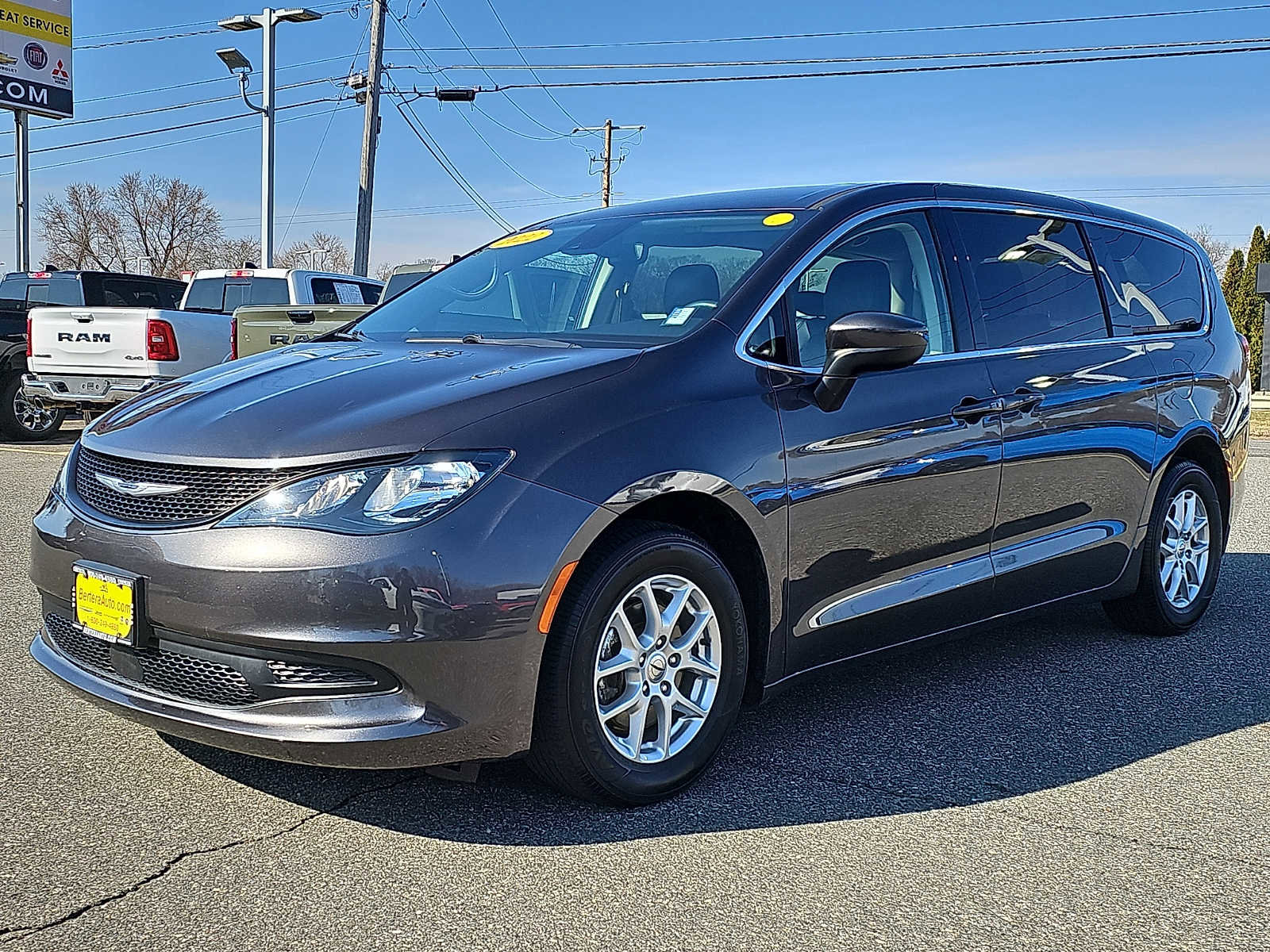Used 2022 Chrysler Voyager LX w/ Fleet Security Group image 3