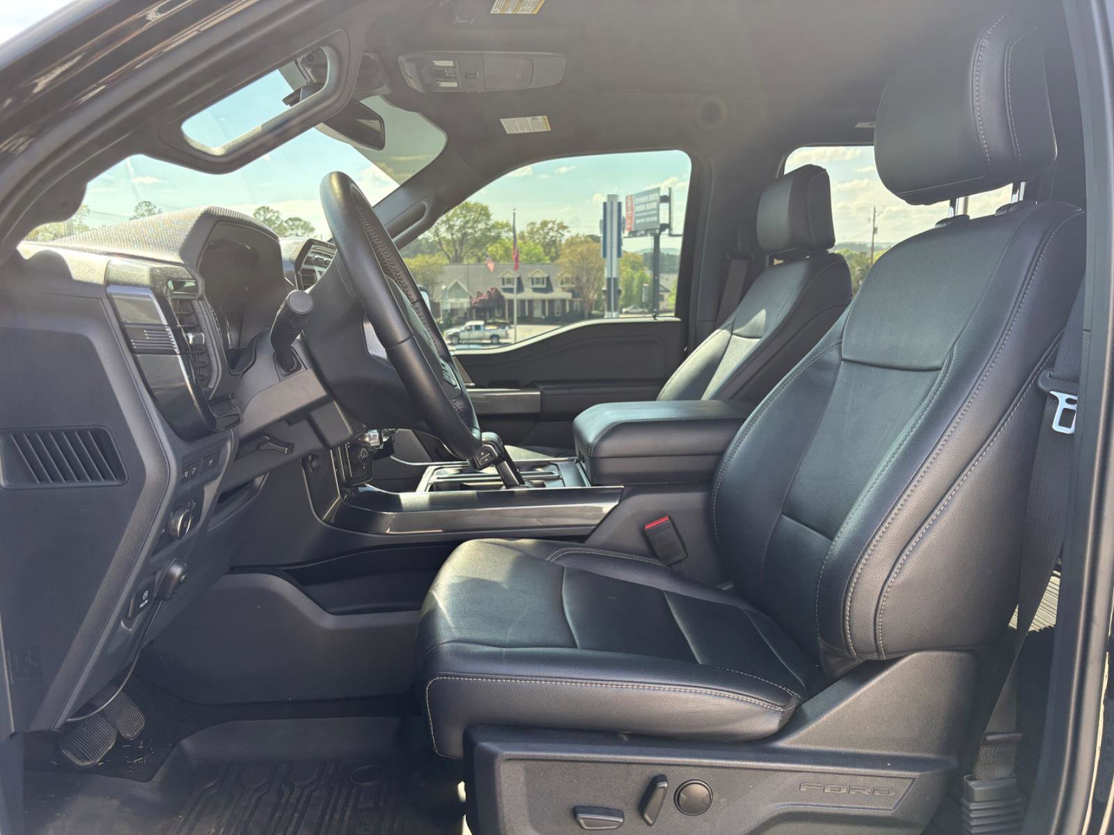 Used 2022 Ford F150 XLT w/ Equipment Group 302A High image 12