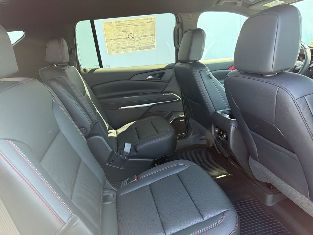 New 2026 Chevrolet Traverse Z71 AWD/4WD image 8