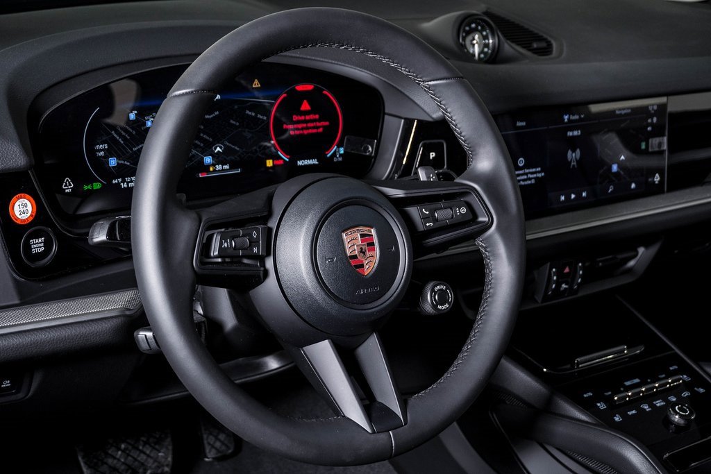 New 2026 Porsche Cayenne Coupe image 18