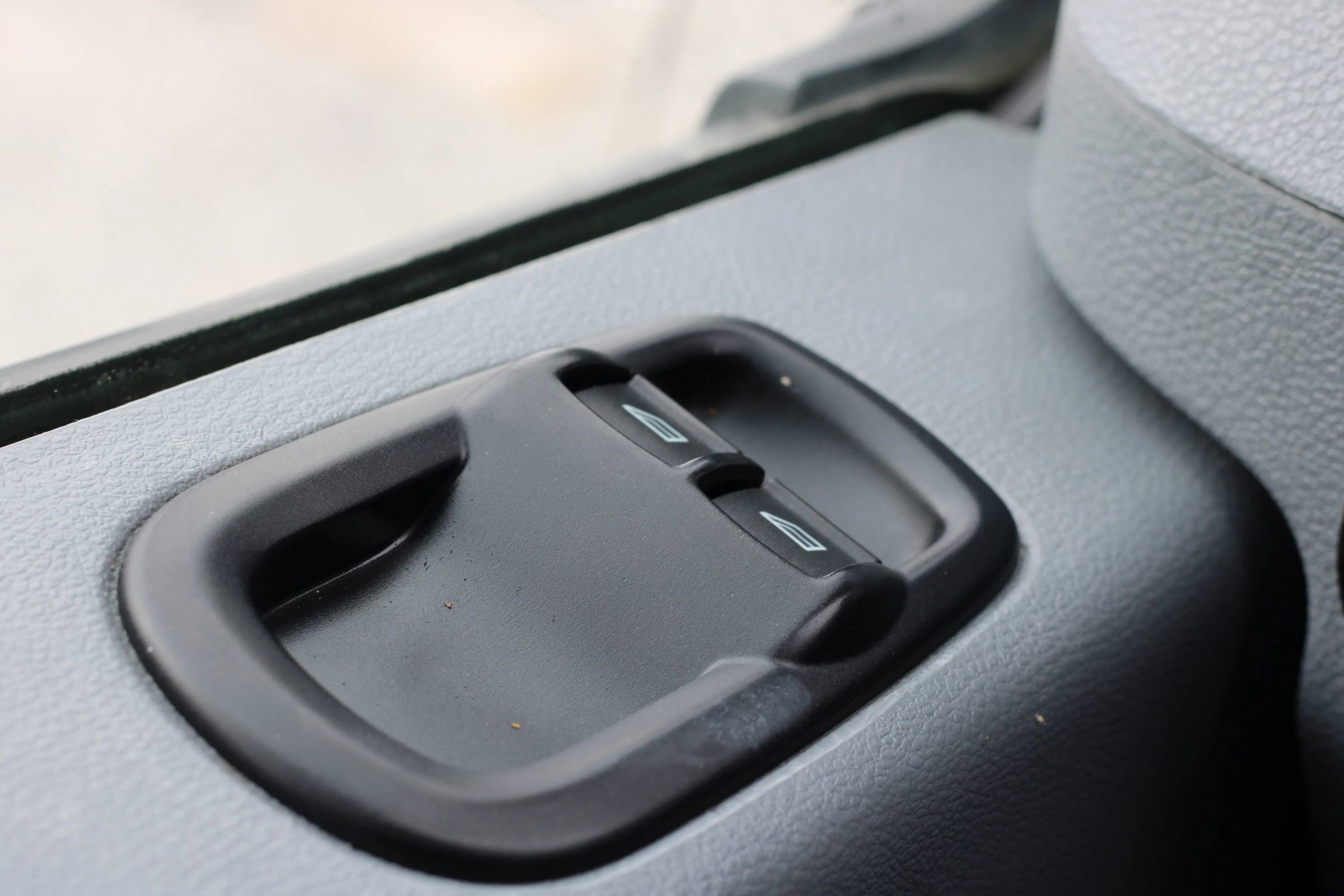 Used 2019 Ford Transit 250 148 Medium Roof image 19