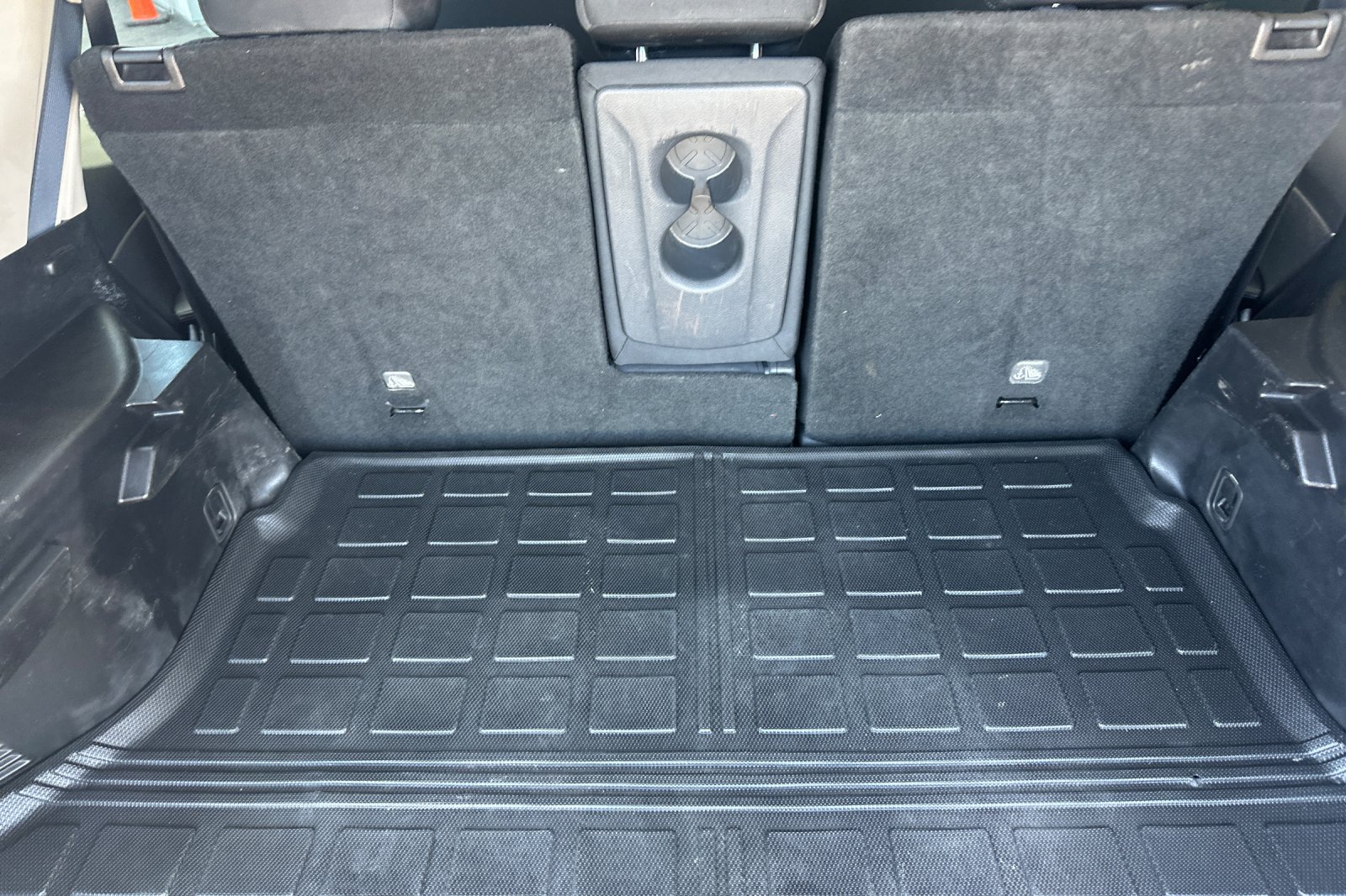 Used 2019 Nissan Rogue SV FWD image 24