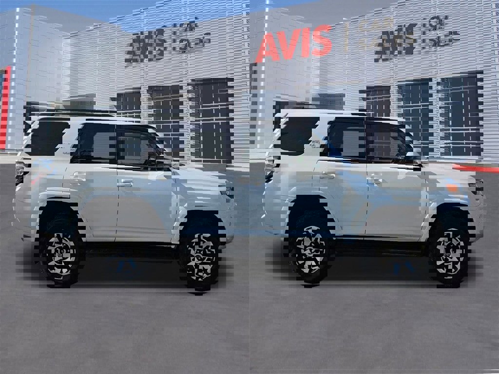 Used 2024 Toyota 4Runner TRD Off-Road image 5