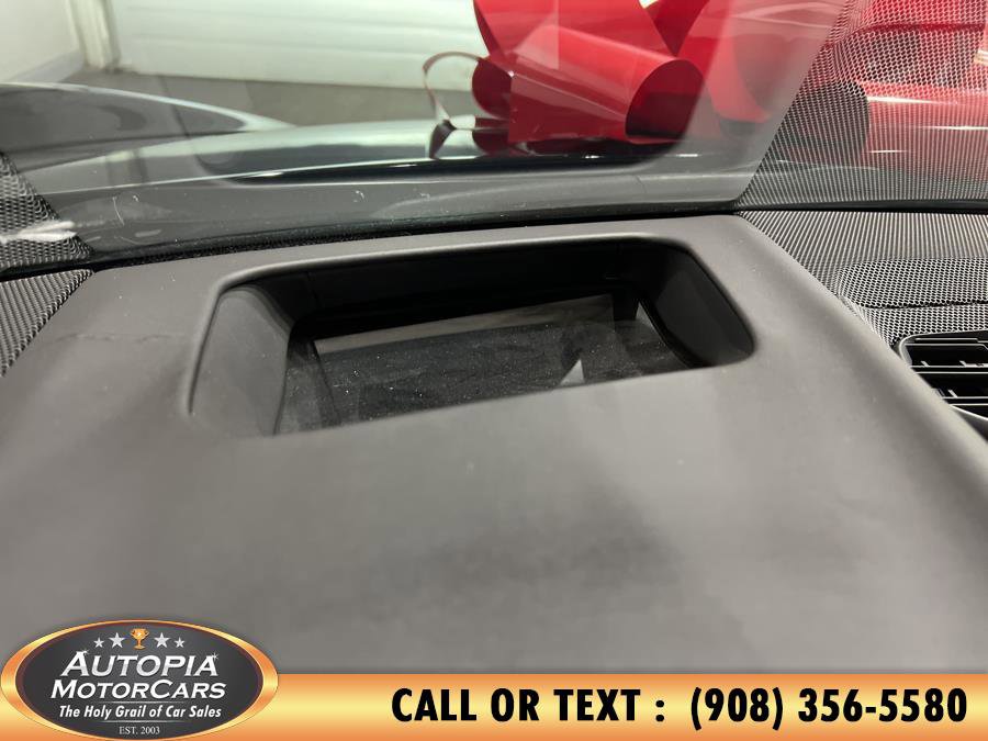 Used 2022 Chevrolet Corvette Stingray Premium Conv w/ Z51 Performance Package image 32