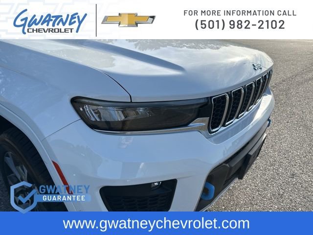 Used 2022 Jeep Grand Cherokee Overland AWD/4WD image 13