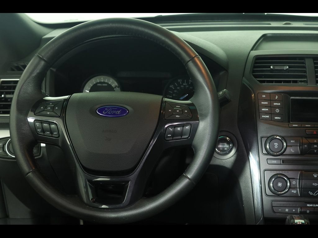 Used 2016 Ford Explorer XLT FWD image 19