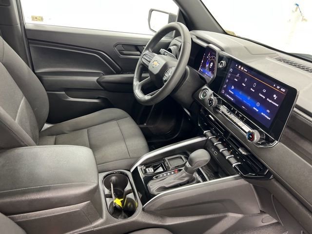 Used 2023 Chevrolet Colorado W/T image 17