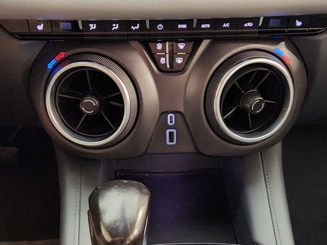 Used 2021 Chevrolet Blazer LT w/ Sound & Technology Package AWD/4WD image 18
