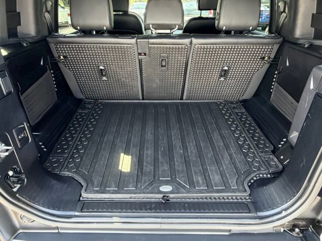 Used 2023 Land Rover Defender 110 S AWD/4WD image 19