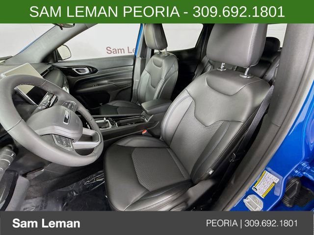 New 2026 Jeep Compass Latitude image 18